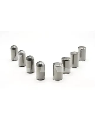Studs for HPGR